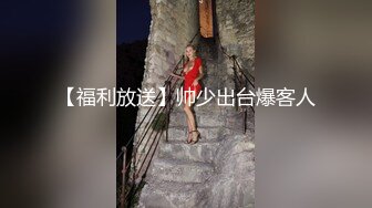    每日梦想家_操到这样的美女真是开心，奶子很大，后入起来一晃一晃的