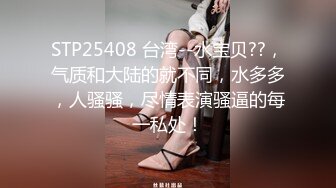  地板上猛操刚参加完漫展的模特小女友完美露脸