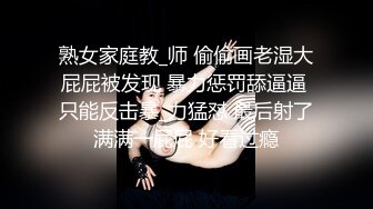 清纯性感的长发美女趁女闺蜜上班不在和她男友家中偷情