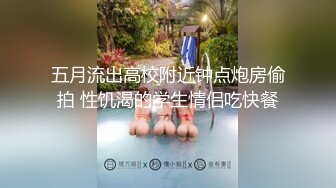 【新片速遞 】  熟女阿姨 在家偷情 被无套输出 又是亲又是操 表情很骚很享受 