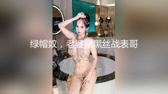 五人全家乱伦乐 两男享受三女的轮流口活服务 年轻小哥草逼很猛