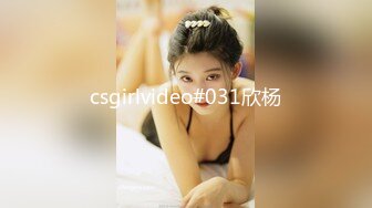 闷骚干女儿跟妈妈一起直播大秀，全程露脸情趣诱惑黑丝，吃奶玩逼淫声荡语叫爸爸好骚，精彩刺激不断别错过