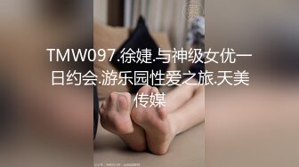 校花女神【清纯学妹啦】带闺蜜真空逛超市，公厕发骚自慰，玩得就是这份心跳，超刺激 (5)