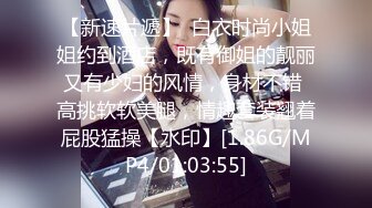  情趣装漂亮少妇 在浴室吃鸡69舔逼啪啪 舔的受不了 被无套输出 内射 化妆台都快操松了