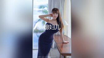 居家少妇洗完澡,头发盘起来像个阿三壹样,女上位骑行啪啪