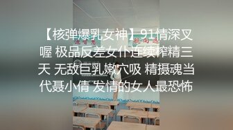 御姐的放荡全程露脸，美腿美胸美臀丝袜高跟诱惑，淫声荡语撩骚狼友，各种诱惑道具抽插高潮喷尿，精彩又刺激