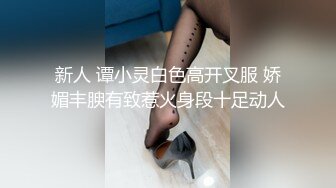 大叔潜入学校女厕偷拍多位粉嫩的学妹各种姿势嘘嘘 全是大粉鲍 (1)