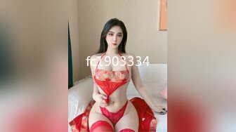 推女郎热门模特艾栗栗与两个纹身男疯狂3P做爱